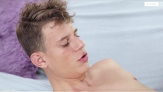 Hot Gape Action - Dexter Martin & Ollie Barn Go Wild - Gay XXX