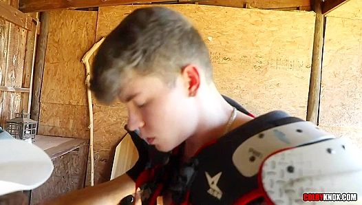 Calvin & Drake Bareback Bliss - A Happy Ending Adventure