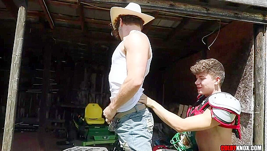 Calvin & Drake Bareback Bliss - A Happy Ending Adventure