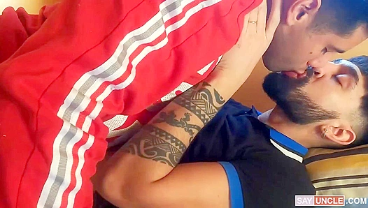 Latin Lovers Francis & Gustavo Heat Up the Sheets - Leche Explosion!