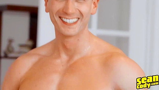 Muscular Beefcakes Eddie Burke & Thomas Johnson Bang Brutally - Sean Cody