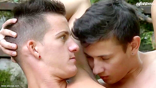 Raw Ride and Facial Blitz with Daniel Prince & David Hanson - Gay XXX