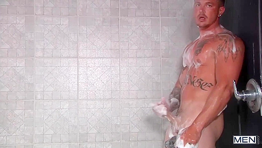 Horny Shower Action - Sebastian Young Turns Out Horus Sweet - Str8 to Gay