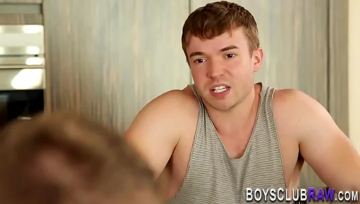 Hunky Muscle Men Rimming & Rawdawging With cumshot Sprays – Hardcore Gay Sex