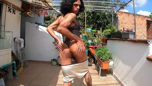 Medellin House Bitch Gives Intense Gay Blowjob & Anal Action