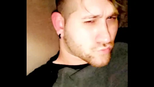 Join Hot Solo Men With Big Cocks On Twitch For Sexy Fun – Follow Now!