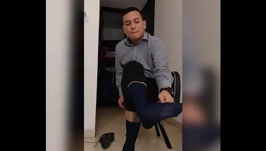 Colombian Goddess Shows Off Sheer Stockings For Foot Worship After Work