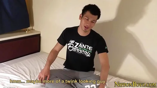 Japanese Dude Masters Solo Cock Tugging in HD Cumshot Scene