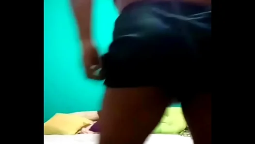 Ebony Bottom Prepares for Oily Webcam Session with Bumblebutt Action