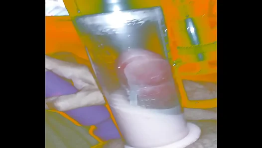 Cum Intense With Cock Pumping in Solo Gay Masturbation Scene