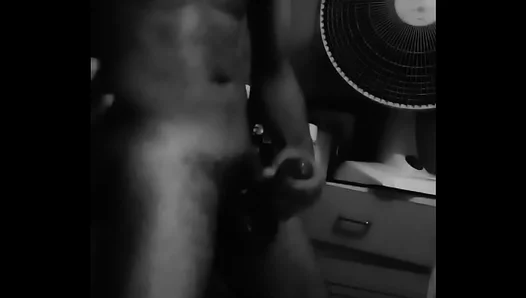 Black–and–White Voyeur Scene: Gay Amateur Masturbation Fetish