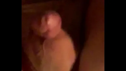 Zoom–In On Target: Dildo Machine Fu In Intense Gay Anal Session