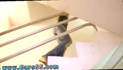 First–Time Gay Man Explores Passionate Outdoor Ass Play & Finger Fun