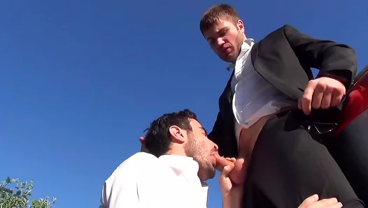 Guillermo Gets Fucked Outdoors in Hot Gay Anal Action with Big Cock