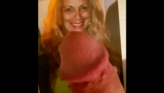 Granny Annie Enjoys Cock in Sexy Solo Masturbation Scene