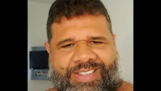 Ibis Budget Shower Gets Turned Into A Spontaneous Gay Blowjob Session