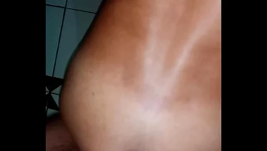 Hot Gay Action: MLK of Sâo Remo Gets Wild in Amateur Bareback Scene