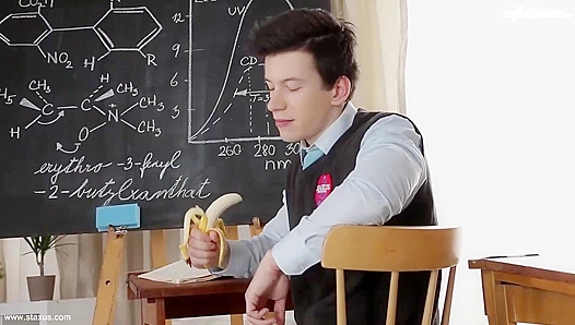 Raw Passion - Dick Casey & Kris Wallace Go Bare at Gay XXX