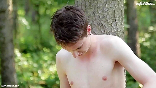 Ari Bow & Benjamin Dunn Ruthlessly Fuck at Gay XXX