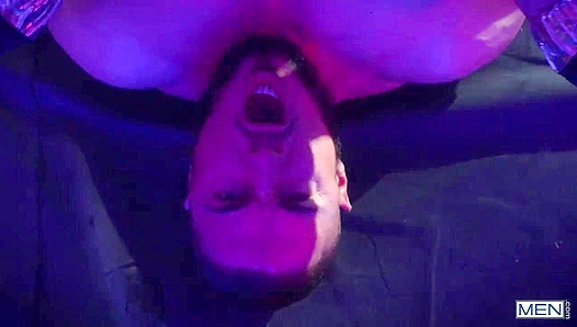 Babyface Malik Drills Heel Skyy's Tight Hole for Cumeuppance