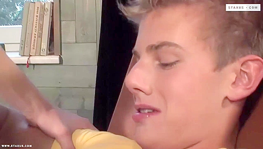 Hot Anal Quickie - Andrew Shut & Johnny Hunter Team Up - Gay XXX