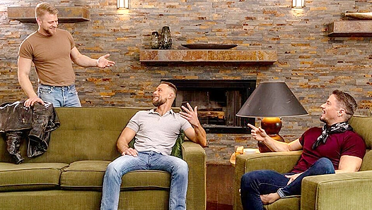 Ripped Studs Skyy Knox, Zayne Roman, and Logan Stevens Pound Each Other Raw - Icon Male