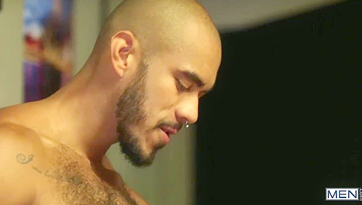 Beefy Louis Ricaute Drills Enzo Rimeniz's Tight Ass Deep