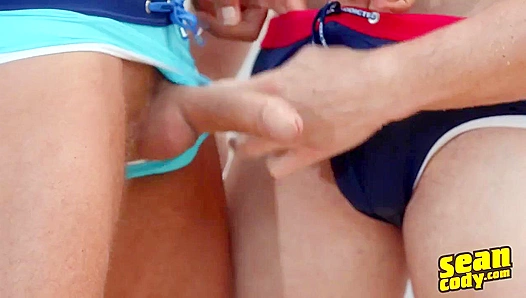 Raw Passion Outdoors - Two Amateur Hotties Dogging Each Other - Sean Cody