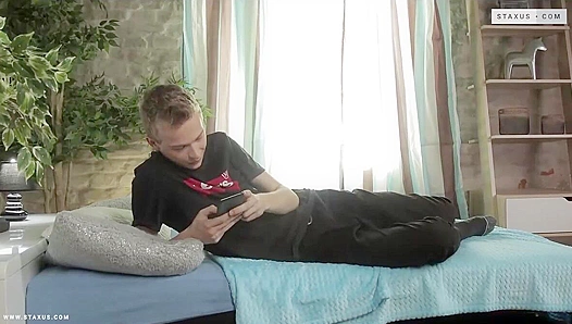 Blonde-on-Blonde Bliss - Jamie Calvin & Timmy Williams Heat Up Gay XXX