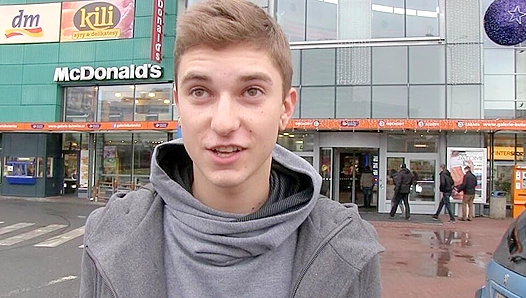 Spread-Legged Czech Stud Pounded Raw - XXX Gay