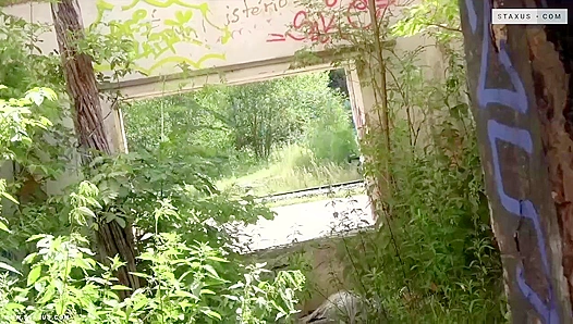 Hot Gay Cruisers Fuck Wildly in Abandoned Building - Gay XXX