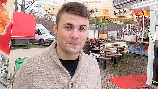 Hot Three-Way Oral Orgy with Muscular Dudes - XXX Gay