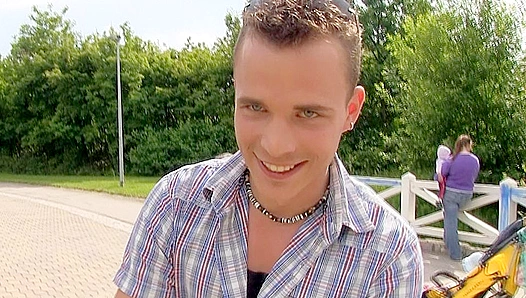 Tattooed Twink Gets Rough Outdoor Fuck - XXX Gay