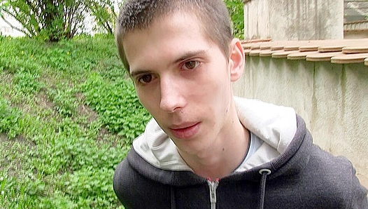 Slender Twink Begging for a Huge Load - XXX Gay