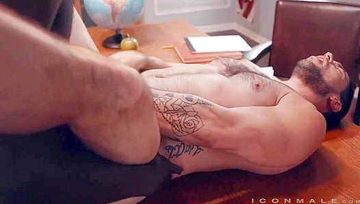 Devin Trez and Aspen - Hot Classroom Fuck - Icon Male