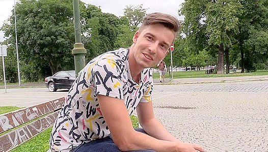 Hairy Hottie Takes Massive Load - XXX Gay