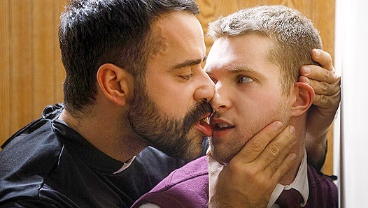 Butt Confessions: Teddy Torres & Benjamin Blue's Sinful Session - YesFather