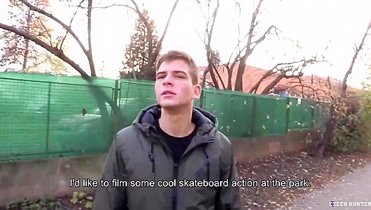 Horny Czech Stud Gets Facial by Strapping Guy - XXX Gay