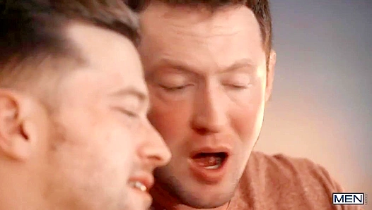 Pierce Paris & Johnny Donovan Connect on App, Fuck IRL - Drill My Hole