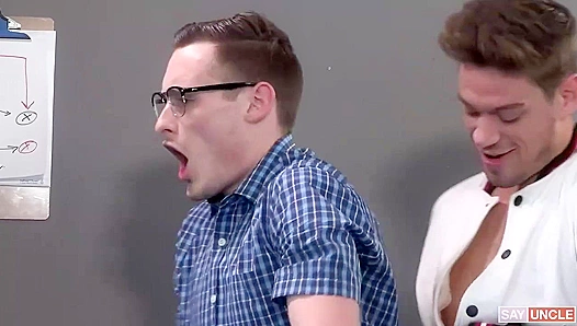 Geek Josh Cannon Gets Pounded by Jock Michael Del Ray