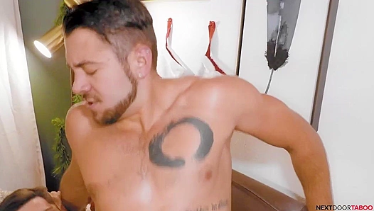 CHRISTMAS ANAL DELIGHT - DANTE COLLE & LEEROY JONES UNWRAP THE SEASON'S JOYS