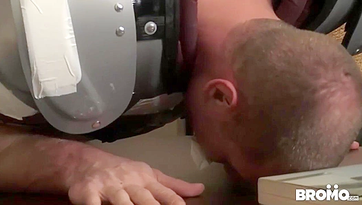 Muscular Jordan Levine and Beau Warner Get Raw in Hot Gay Action