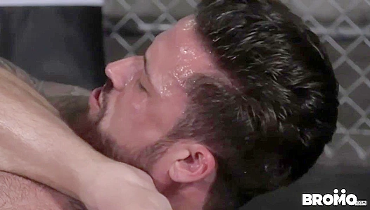 Scott Riley Cages His Opponent for Rough Anal Sex - Bromo US