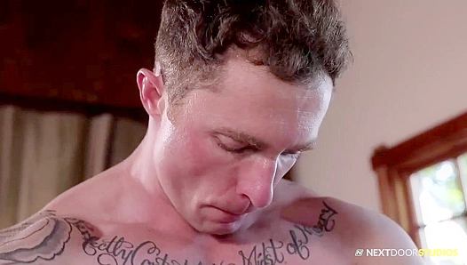 Markie More Spreads Wide for Tom Bentley - Nextdoor Gay Sex