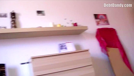 Bubble Butt Amateur Gets Sodomized and Covered in Cum