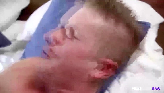 Hot Handyman Jason Richards Sodomizes Chris Blades - Nextdoor Raw