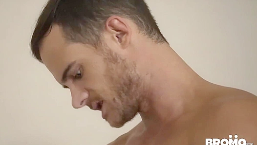 Twinks Crave Cum ~ Evan Marco & Brandon Wilde's Steamy Encounter