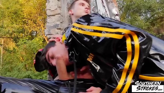 Kaleb Cross Pounds Cute Twink 18+ Outdoors in Southern Strokes Action