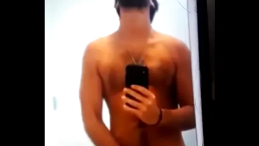 Ricolas Andreswiesse Shows Off in Steamy HomemadeGay Porn Session