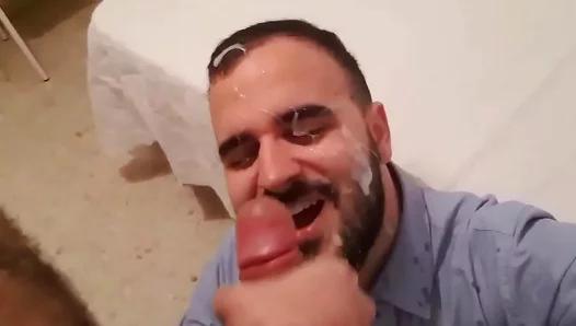 Coworker Cums on Face in Intense AmateurGay XXX Scene